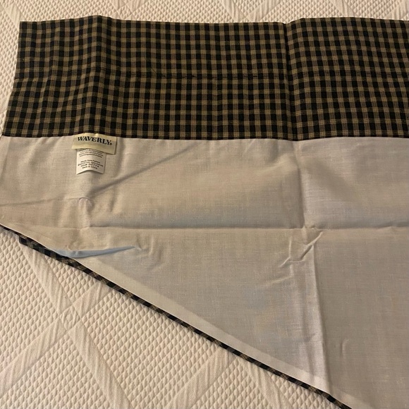 Waverly Black and Tan Lined Ascot Valance NEW - Picture 5 of 7